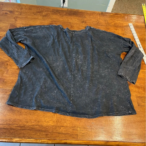 Vintage Canvas RARR Leopard Vintage Long-Sleeve Graphic Tee size Large - Picture 7 of 7